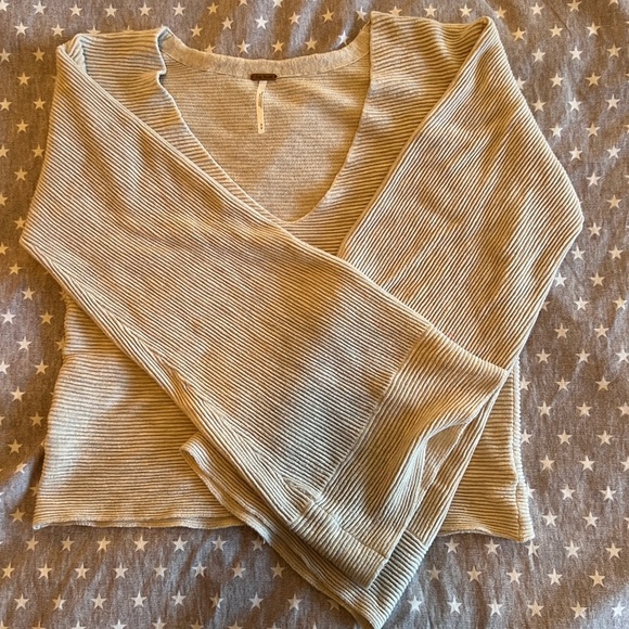 FREE PEOPLE Starman V Pullover Sweater Top - size M - Picture 5 of 6